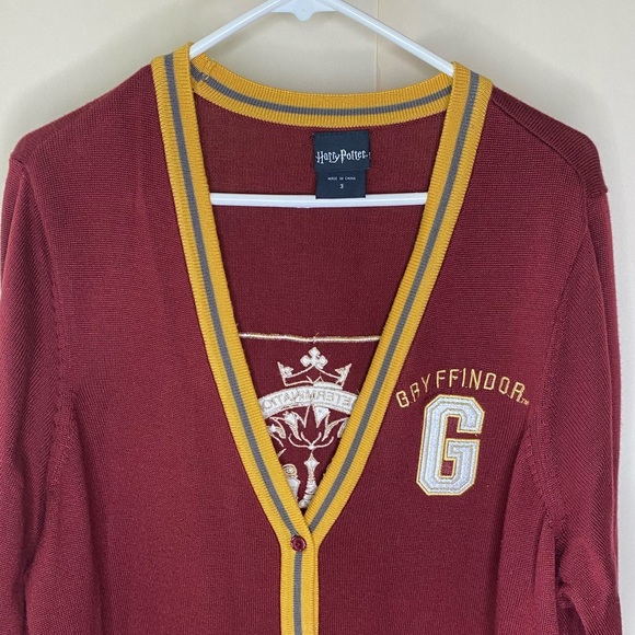 Torrid Harry Potter Gryffindor Dark Red Varsity Boyfriend Cardigan Sz 3 - Picture 8 of 11
